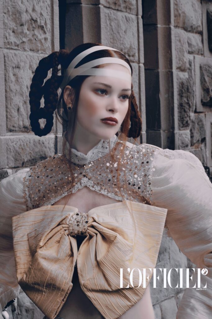 The Hidden Garden: Encaje de Camariñas y corsetería en L’Officiel