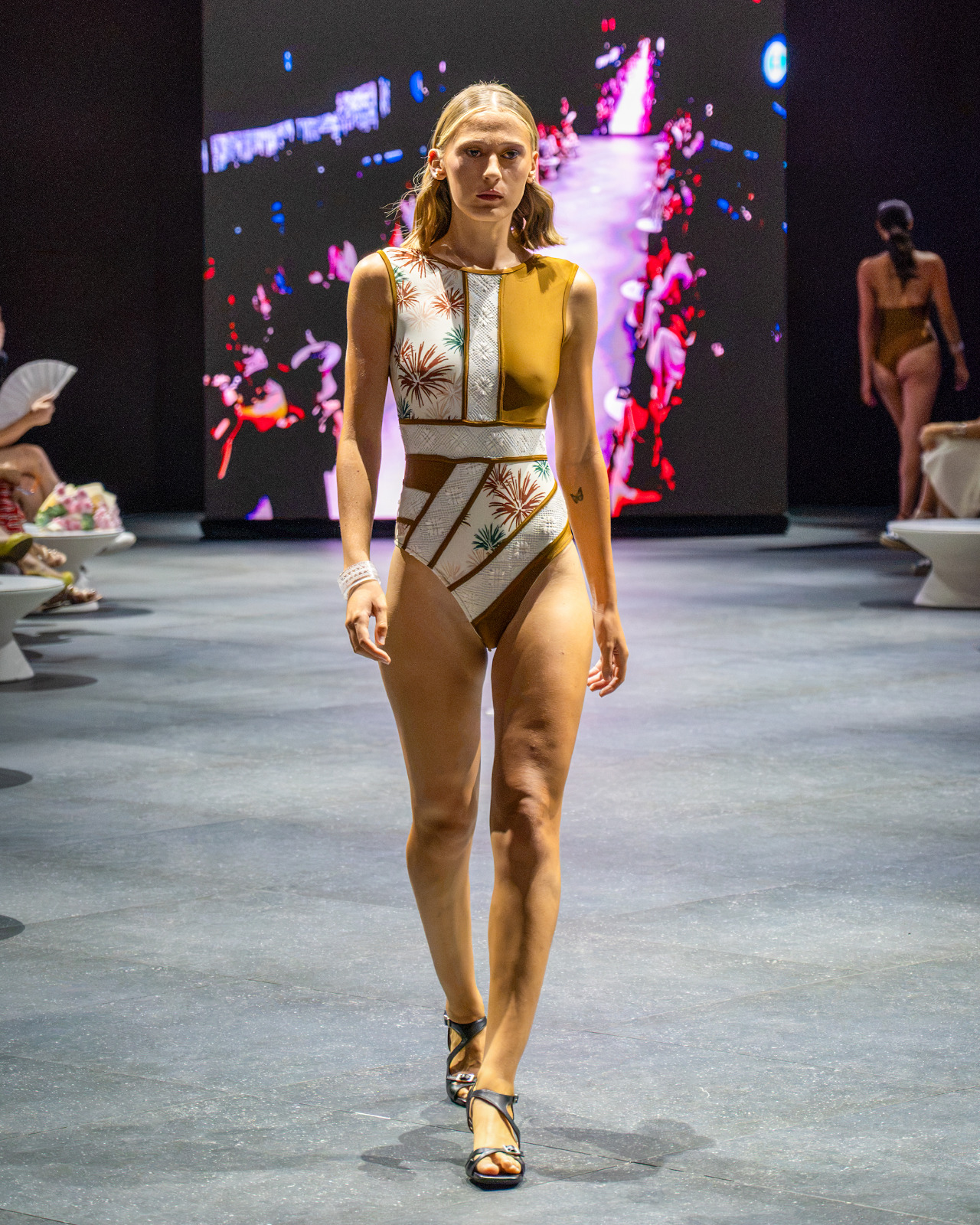 RIZOMA Look 17